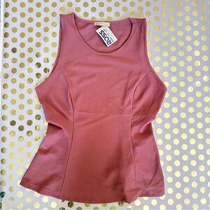 Fitted Pink Sleeveless Tank Top with Crew Neck